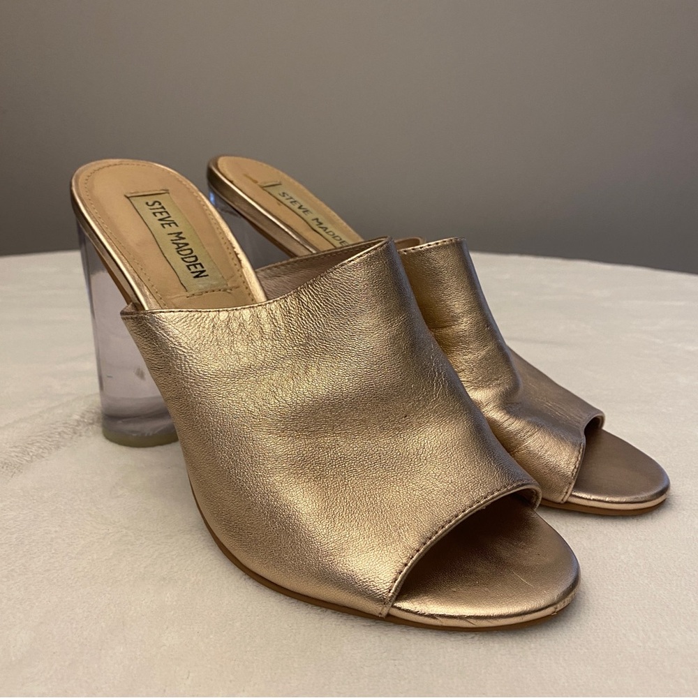 Steve Madden Classics Rose Gold Leather Lucite Mules